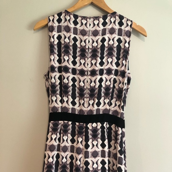 OLIVE & OAK AVA Wrap Print Romper - Picture 3 of 8